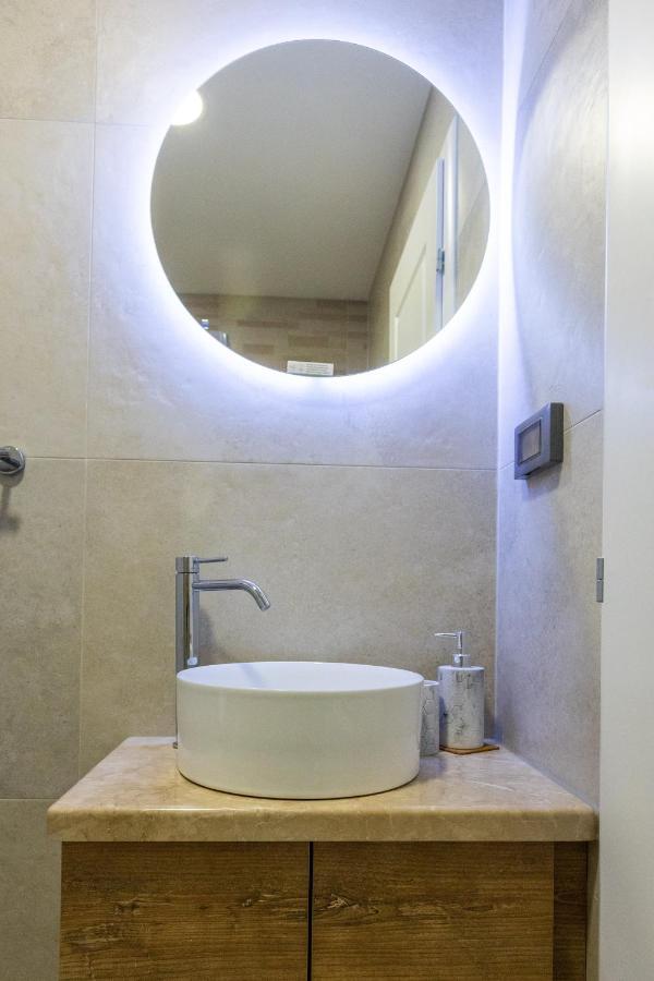 Beachfront Villa Brulupes In Secluded Bay Konstari ภายนอก รูปภาพ